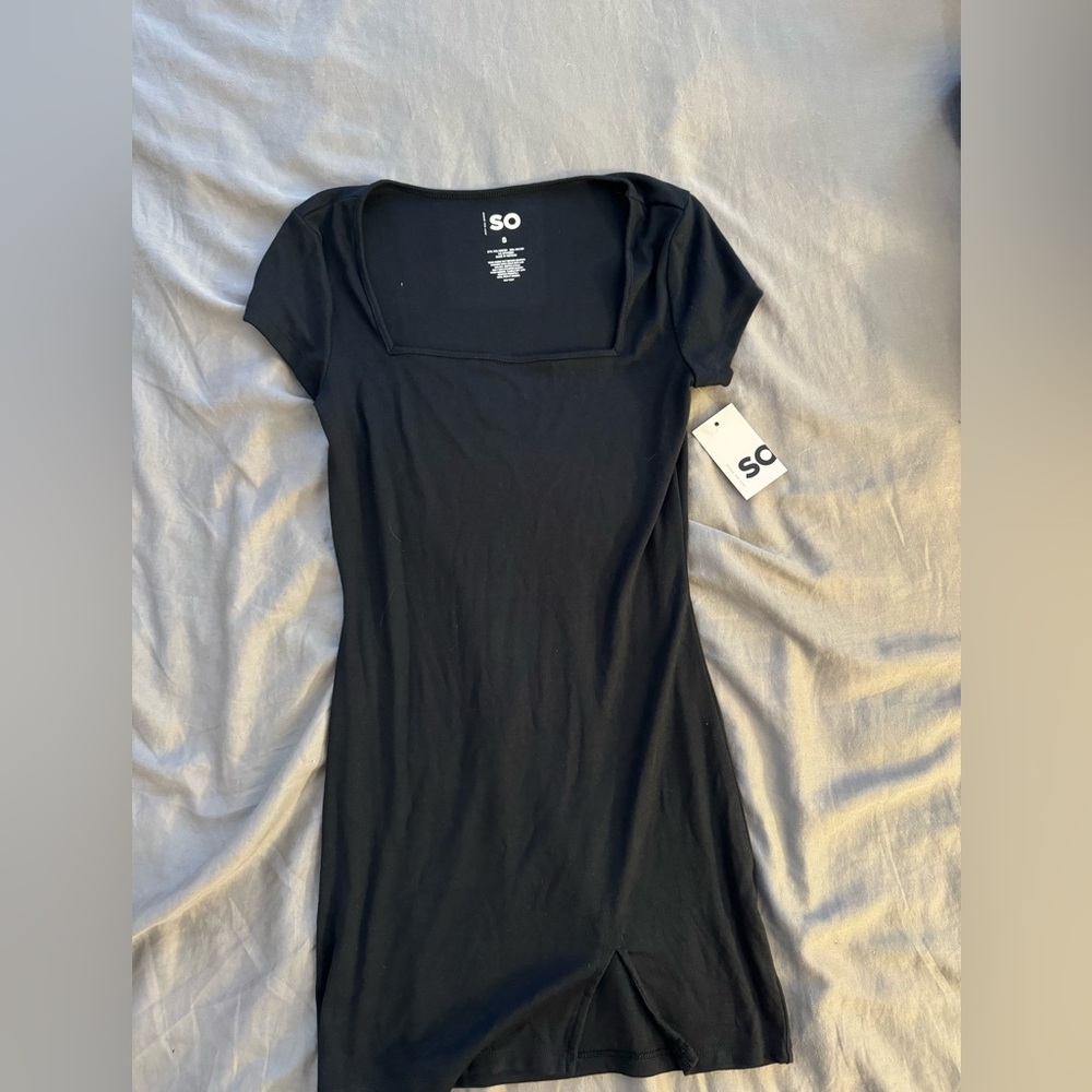 NEVER WORN WITH TAG black dress size small